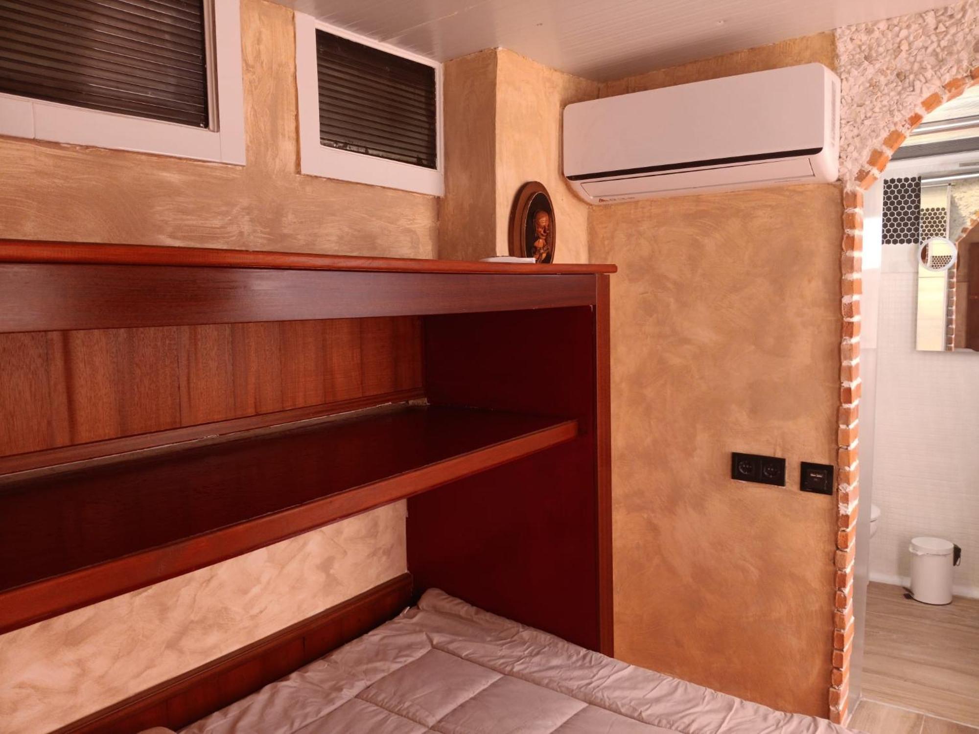Tiny House Hotel Puebla de Vallbona Exterior foto
